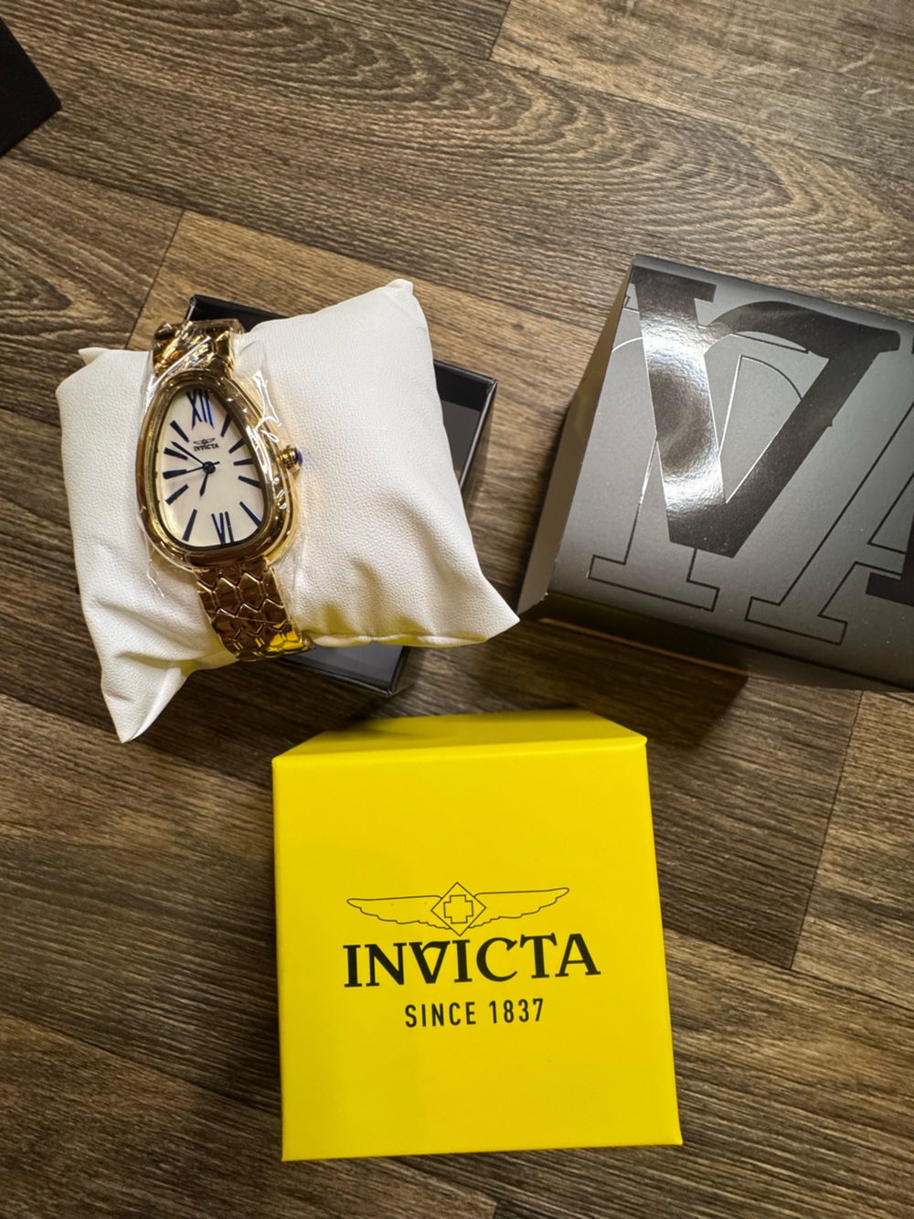 Invicta Gold and White Women's Bracelet Watch